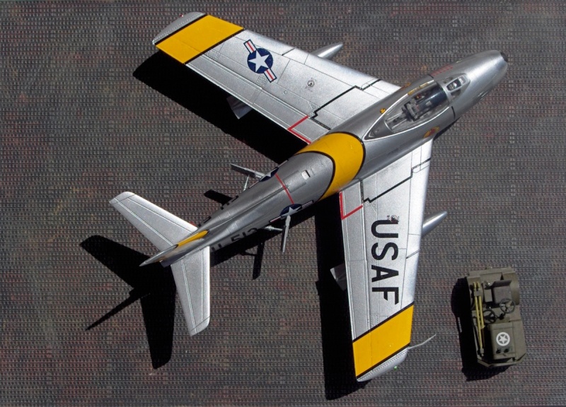 N.A.A. F-86 F "Sabre" de Hobby Boss F-86_f10