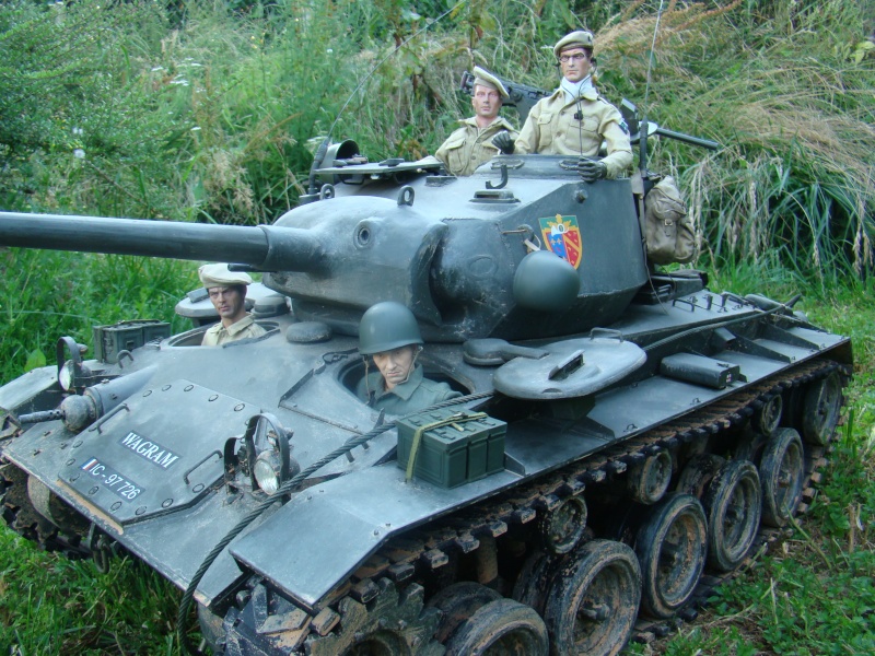 char M24 "chaffee" du 1RCC en indochine Chaffe12