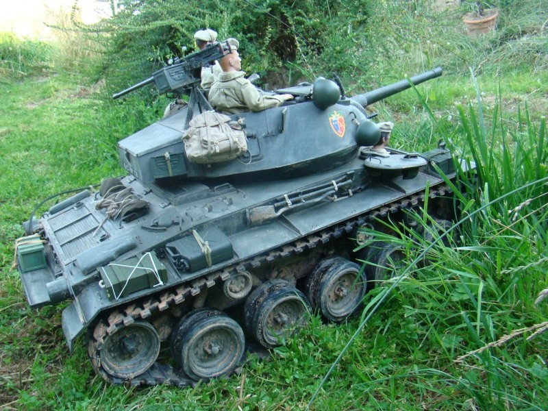 char M24 "chaffee" du 1RCC en indochine Chaffe16