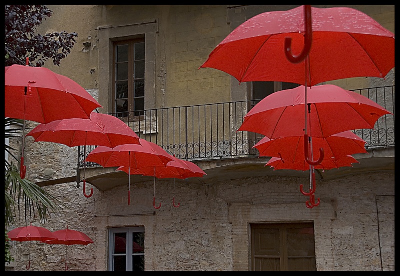 protégeons nous de la pluie 25028610