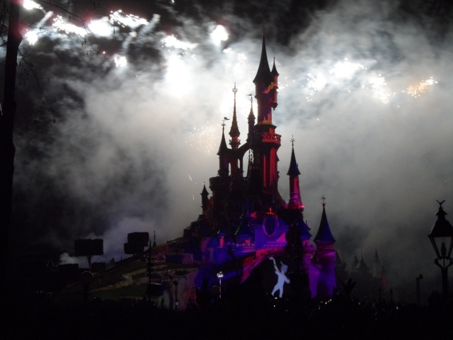 Vos photos nocturnes de Disneyland Paris - Page 21 Sam_1310