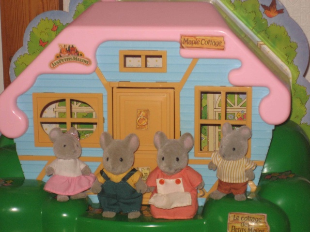 [PETITS MALINS] [SYLVANIANS] Ma collec !!! - Page 3 Souris11