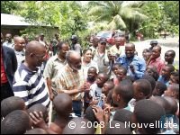 Préval a-t-il lu Forum Haiti ? Sm_mpw10