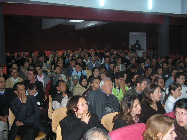Photos de la 6eme edition du festival de poesie d'expression amazighe (Ait Smail, Mars 2008) P1010012