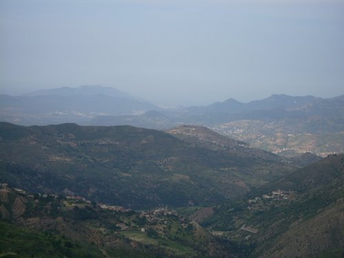 Taguema, Aghbala et au fond de Bgayet Taguem10