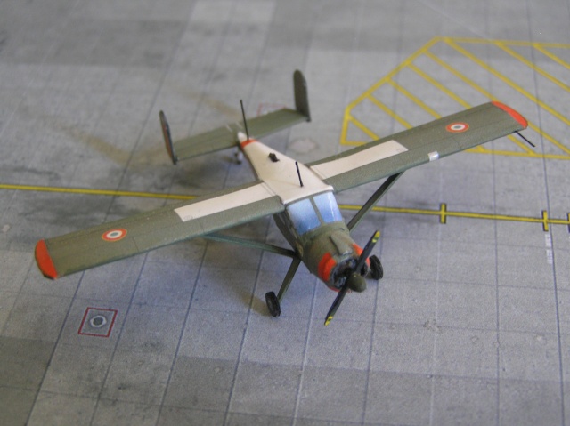 [DGA Models] 1/200 - Max-Holste Broussard (papier) P8150020