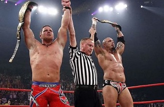 Article: Le Jour et la Nuit : comparatif des divisions Tag Team WWE/TNA Aj-sty10