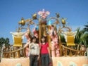 Faute d'enfants, Tokyo Disneyland cible les seniors Tokyo-11