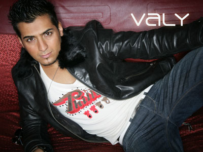 valy the new singer Valy210