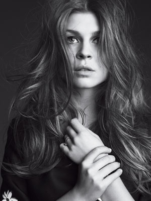 Pretty Clémence  Poésy - Portail Clemen46