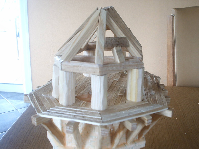 Une tour bretonnienne en cours de construction Pic_0673