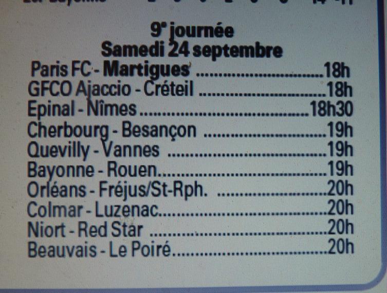 LE CALENDRIER NATIONAL  - Page 8 P1220411