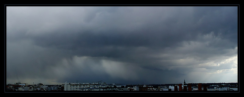 Un ciel de traine like in the 90's ! --- 4 mars 2008 P1040821