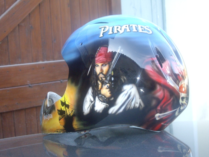 Casque pirates des caraibes Imgp1424