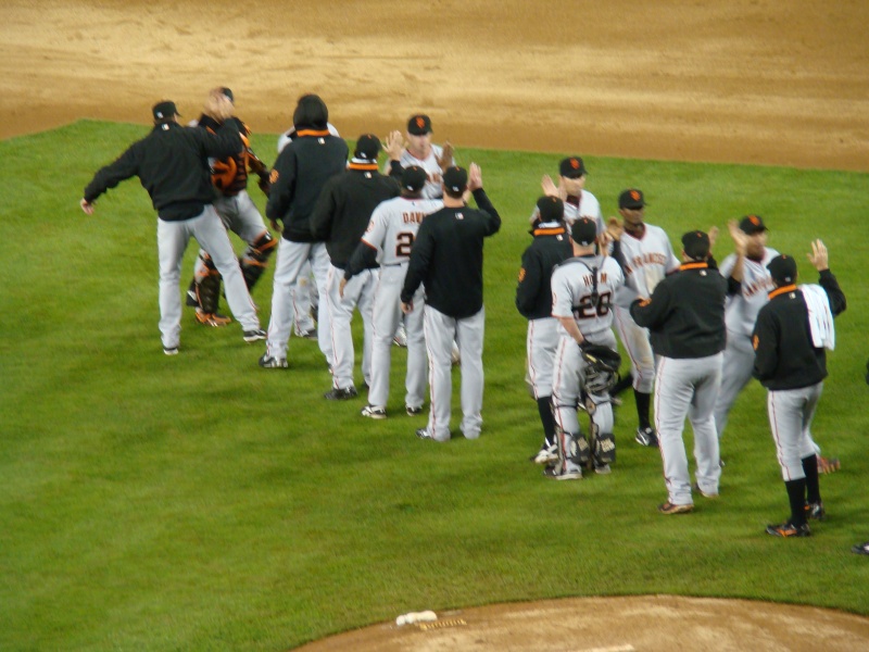 Giants get their first win of the year - I was there. Dsc00213