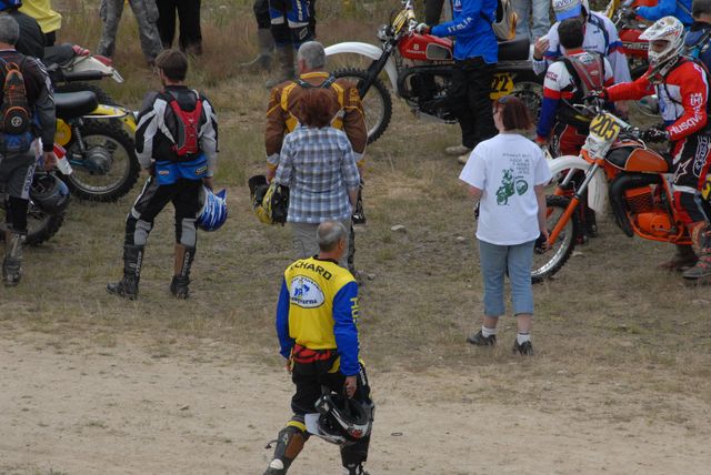 3ém enduro vintage AUROUX - Page 10 Dsc_0013