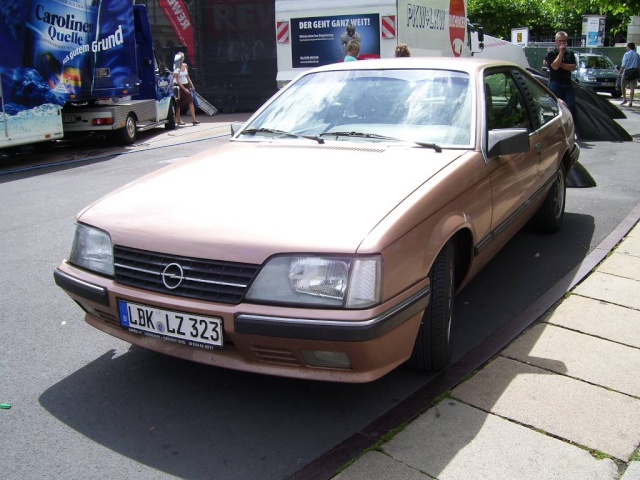 3. Alt - Opeltreffen in Kassel vom 05. - 07.08.2011 K-100_27