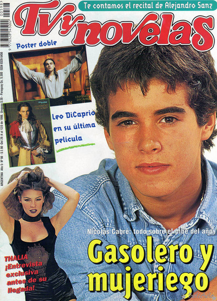      the magazine TV y Novelas from Argentina Tvynov10