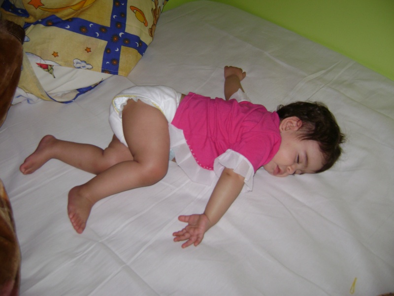 tabieturi inainte de culcare pentru bebe strumf Dsc00310