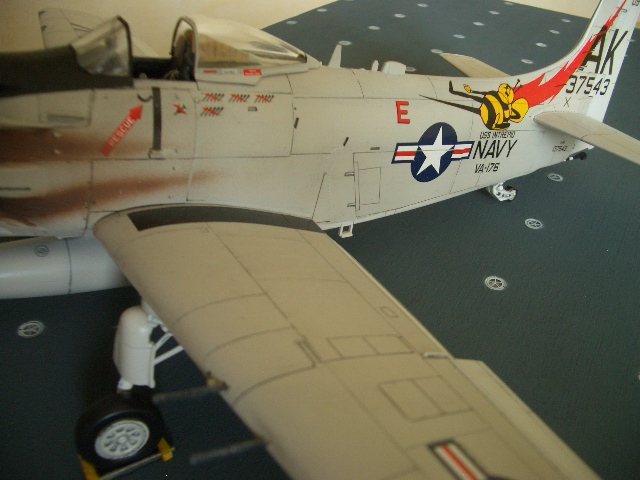 SKYRAIDER  US NAVY Cimg2424