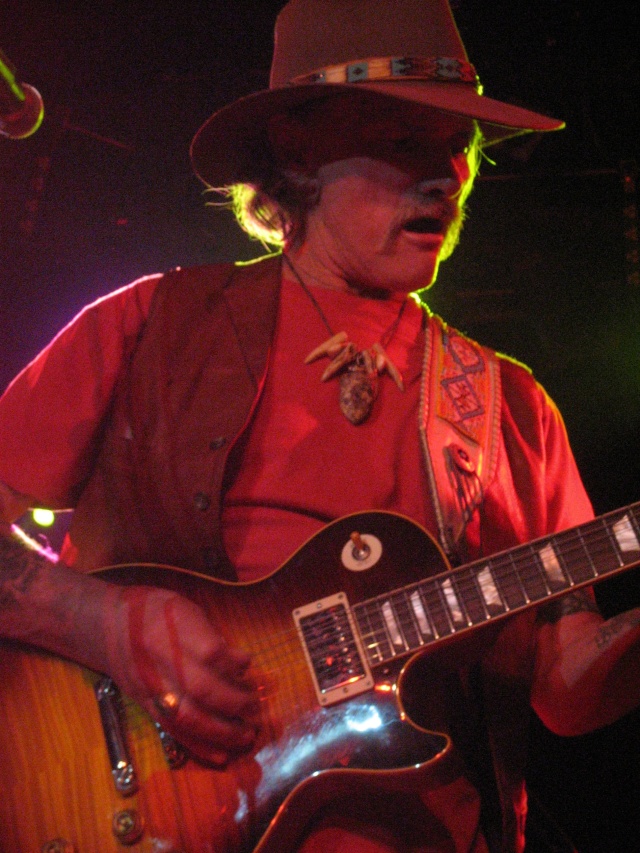 DICKEY BETTS en Barna - Página 2 Dickey28