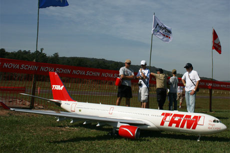 Rodrigo Gualhardo participou do Giant de Itu com o A320 Tam_ro10