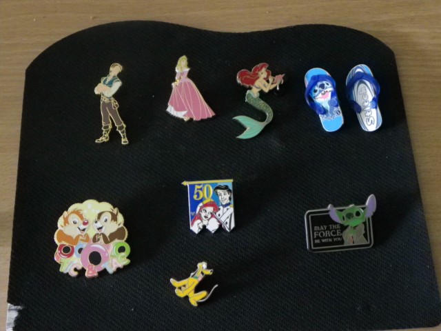 Quels pin trading collectionnez-vous? - Page 22 Pins_m12