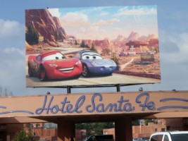 santa - [Hôtel Disney] Disney's Hotel Santa Fe - Page 30 Santa_10