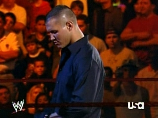 Randy Orton Monte sur le ring 09510