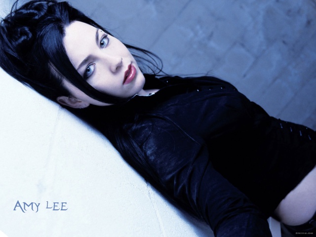 Evanescence Amy_le12