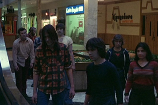 DAWN OF THE DEAD / ZOMBIE[1978] Zombie20