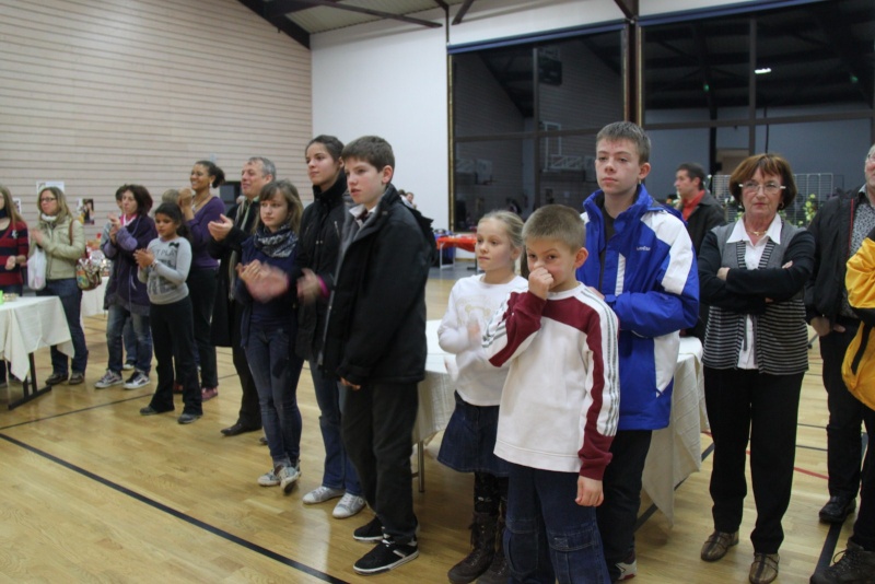 Des élèves de 4ème du collège Grégoire de Tours de Marlenheim ,troisième au concours de bredle de Wangenbourg Img_0253