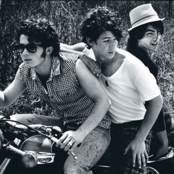 Los Jonas en Rolling Stone.. 21897110
