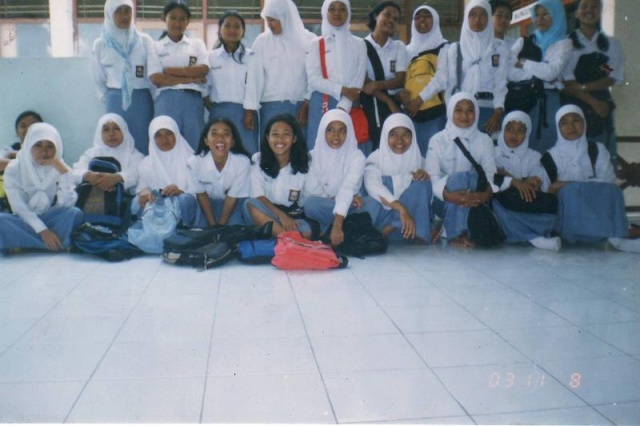 -=Galery kenangan foto foto alumni listrik 2004=- - Page 3 Anna510