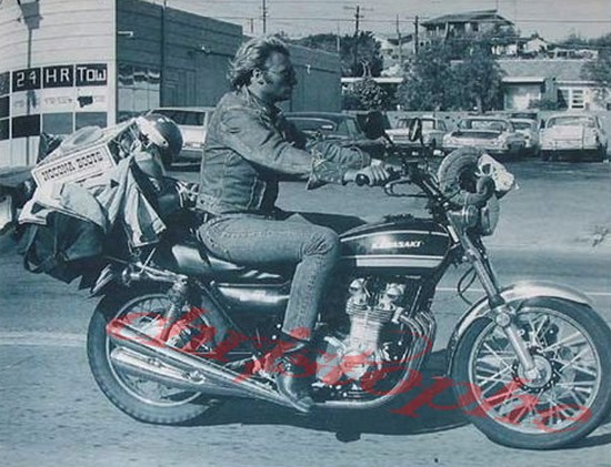 Johnny et les motos Copie_15