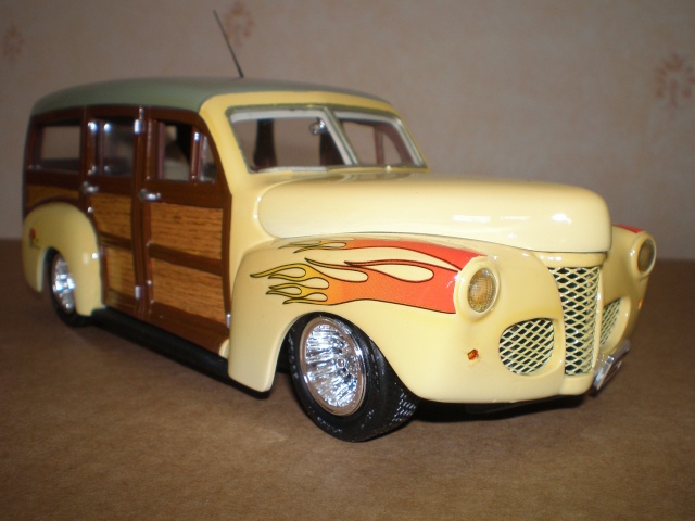ford surfin woody Pa101016