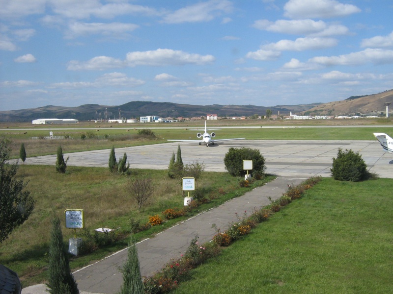 Aeroportul Targu-Mures (Transilvania) - 2008 - Pagina 5 Img_1228