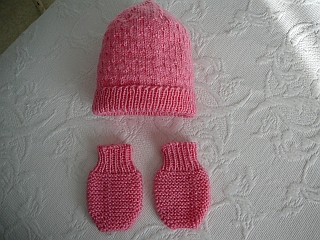 Un petit reste de laine rose Bonnet11