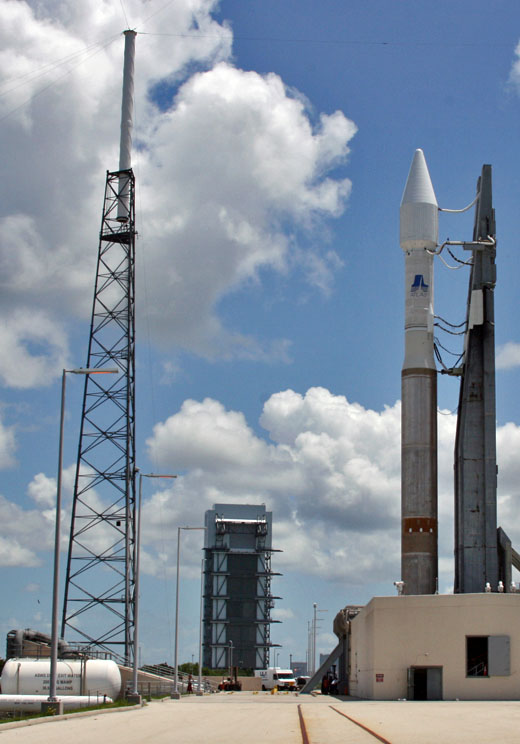 Atlas 5 rocket poised for secret satellite launch Atlas_10