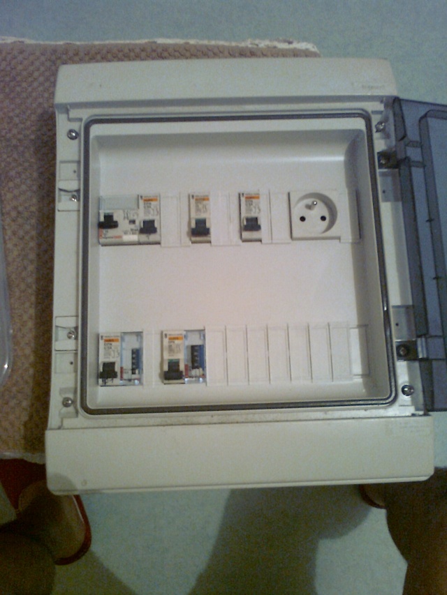 Coffret électrique pour bassin - Page 6 Photo161