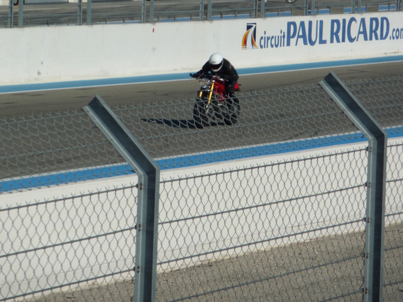 événement moto au paul ricard P1020610