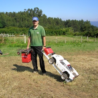 Carrito de transporte universal para ir al circuito... y bandeja de guardado C410