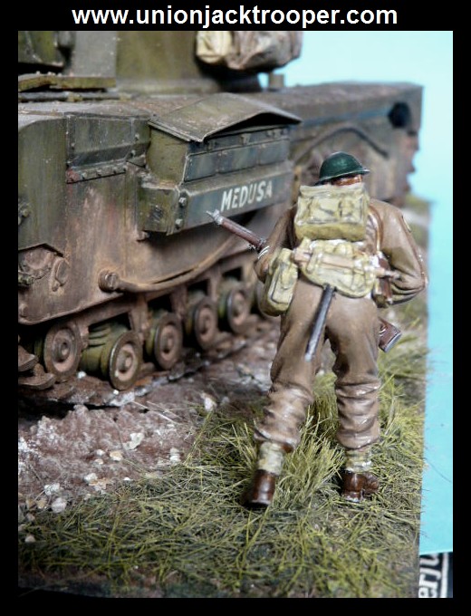 "Cote 112" Dio Churchill Mk.VIII terminé P1030341