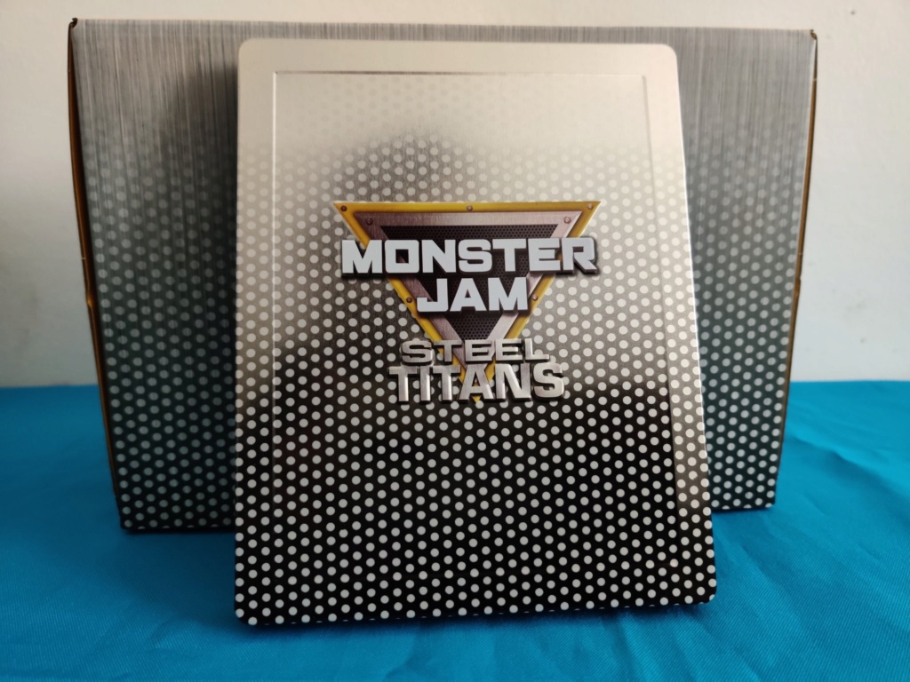 unboxing - Unboxing Collector Monster Jam Steel Titans 551