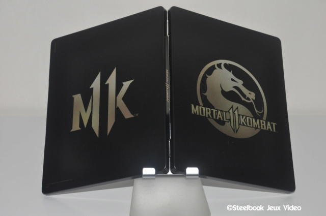 Mortal Kombat 11 - FuturePak - Edition Premium Artima58