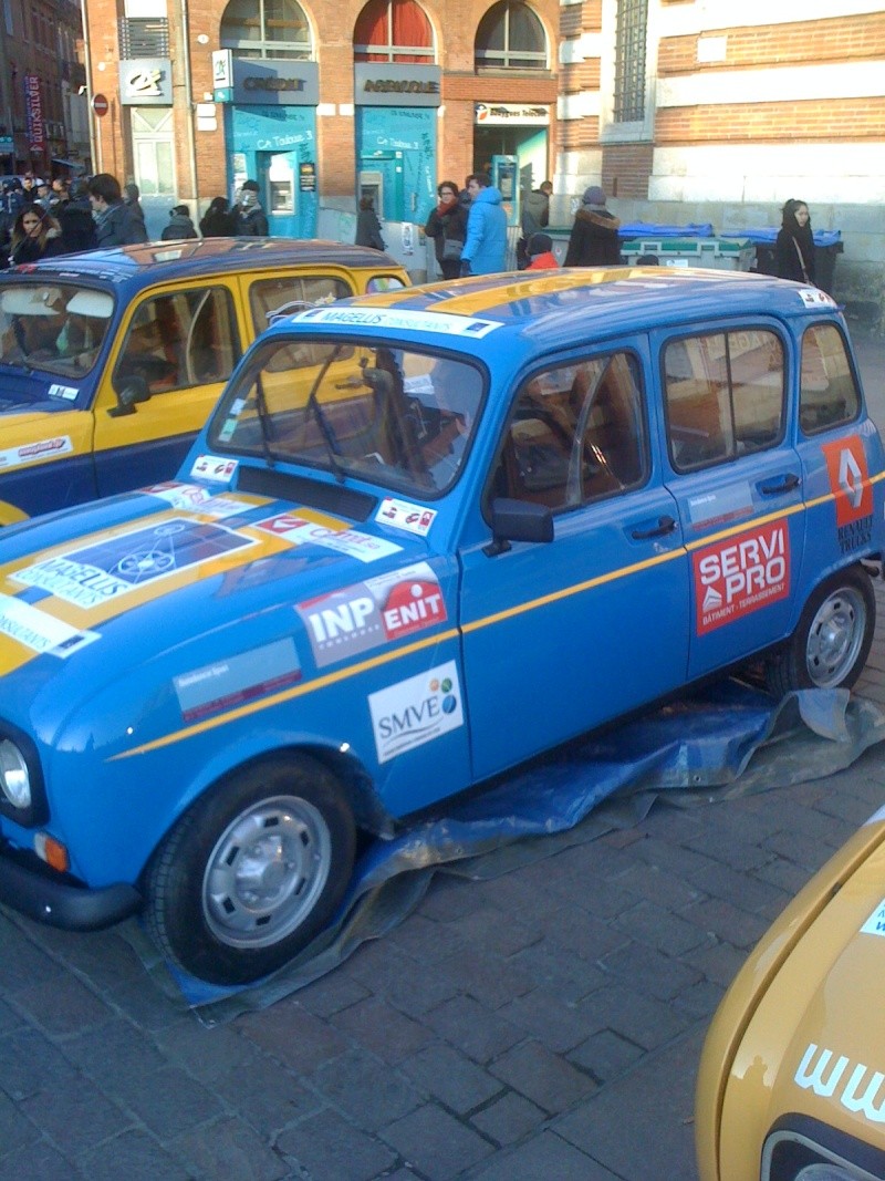 Pour les amoureux et nostalgiques de la Renault 4 02710