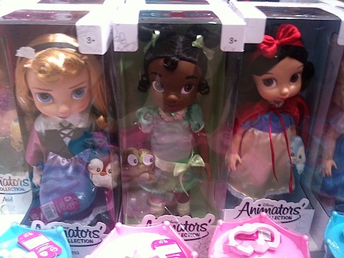 2012 - Anno delle principesse nei Disney Store Foto_110