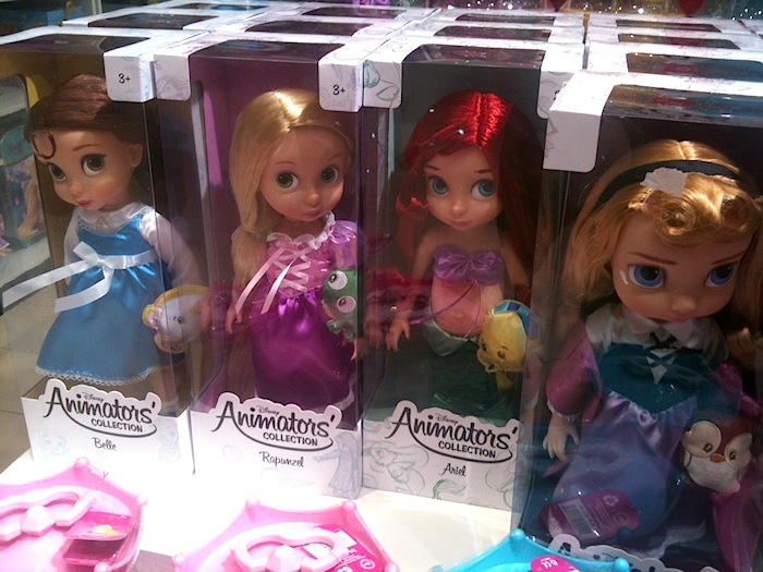 2012 - Anno delle principesse nei Disney Store Foto_410