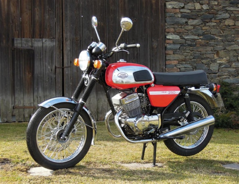 Jawa 250 Clanek10