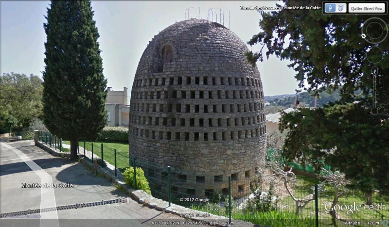 STREET VIEW : les cartes postales de Google Earth - Page 39 Puit_a10